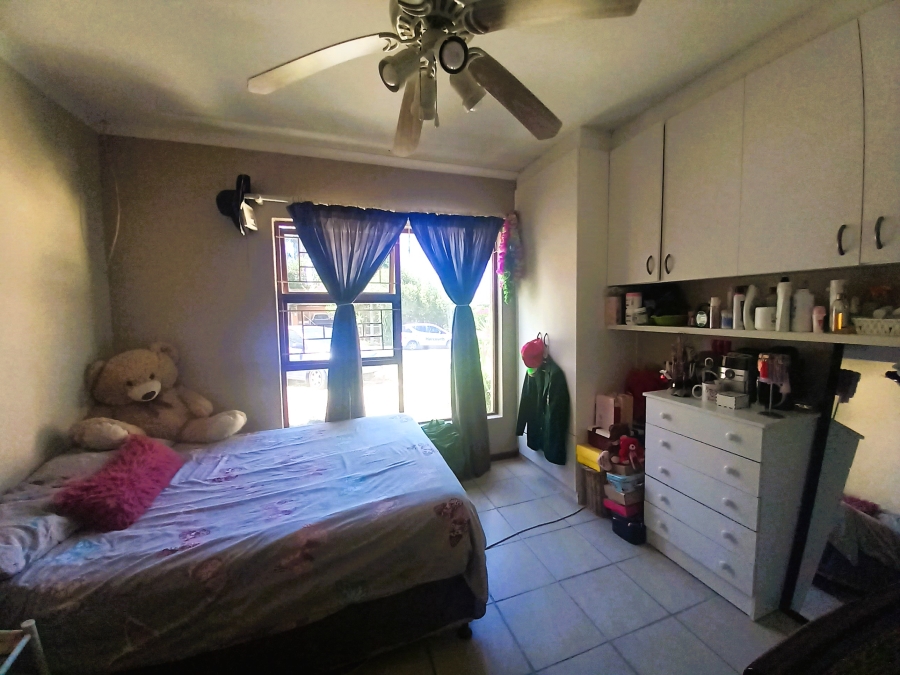 To Let 2 Bedroom Property for Rent in Jagtershof Western Cape
